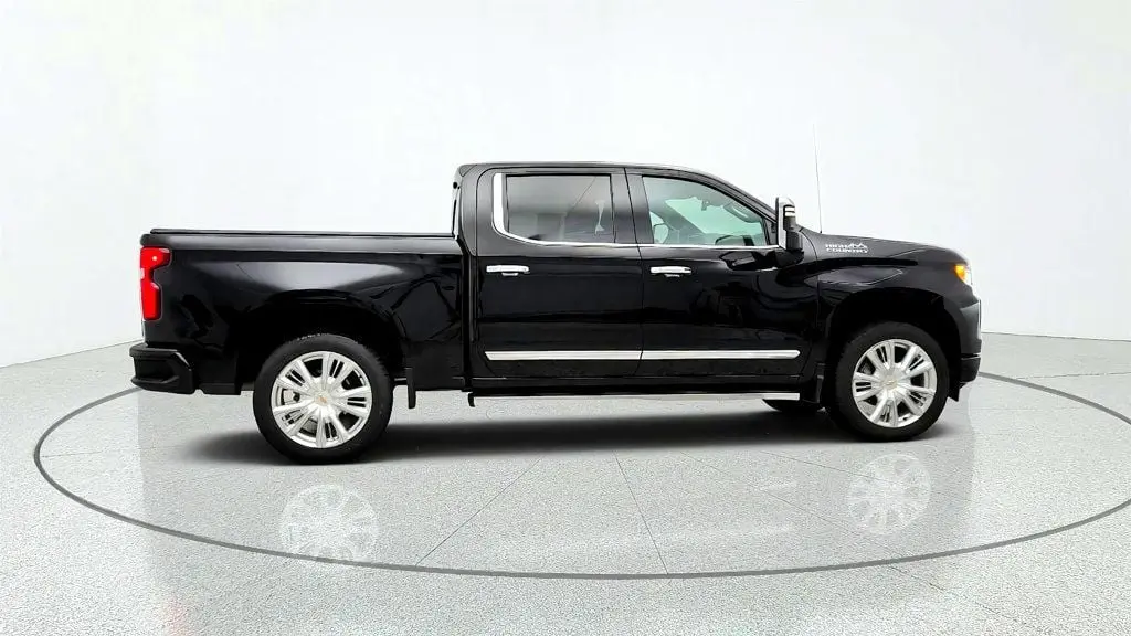 2026 Chevrolet Silverado - $50,995