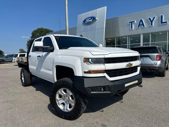 2018 Chevrolet Silverado - $17,780