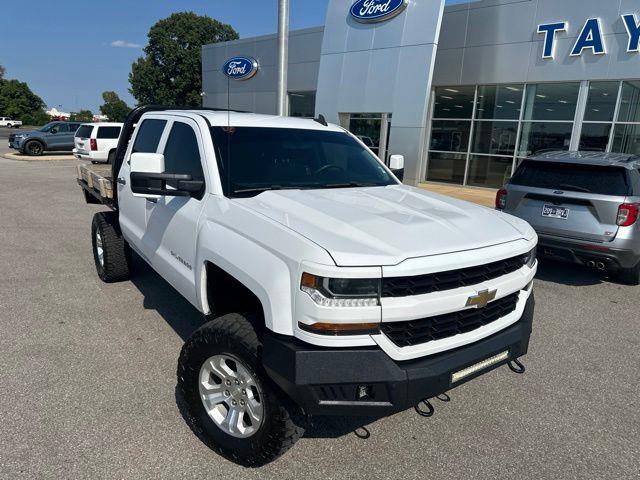 2018 Chevrolet Silverado - $17,780