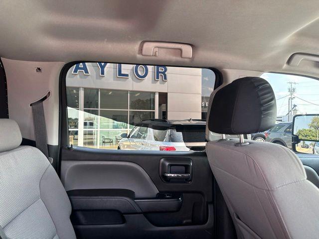2018 Chevrolet Silverado - $17,780