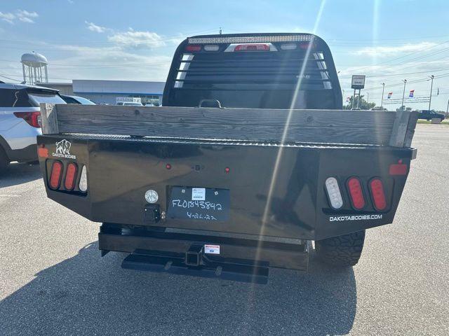 2018 Chevrolet Silverado - $17,780