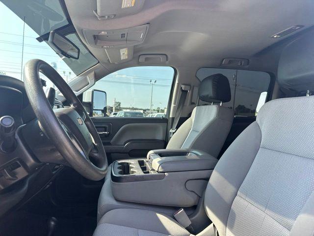 2018 Chevrolet Silverado - $17,780