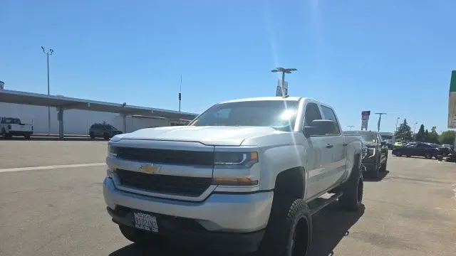 2018 Chevrolet Silverado 1500 Custom