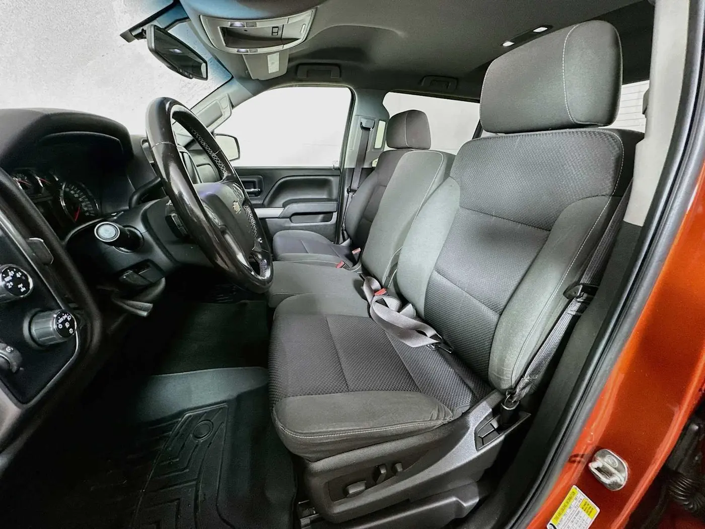 2015 Chevrolet Silverado - $17,997