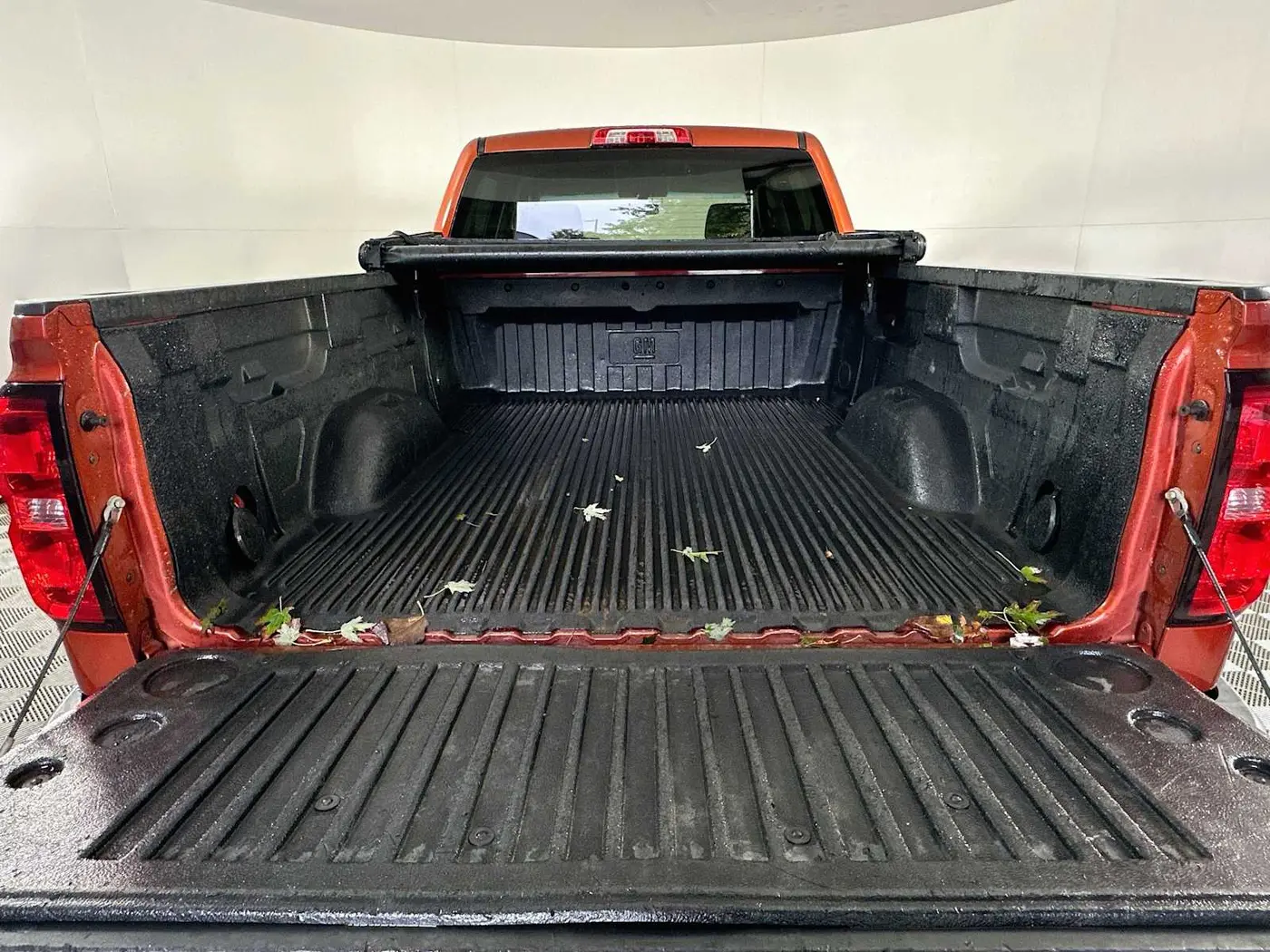 2015 Chevrolet Silverado - $17,997