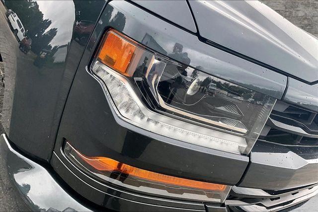 2018 Chevrolet Silverado - $19,299