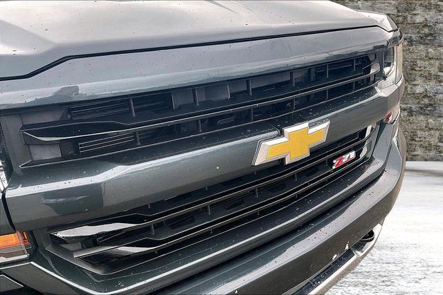 2018 Chevrolet Silverado - $19,299