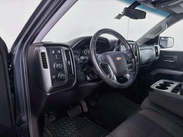 2017 Chevrolet Silverado - $22,965