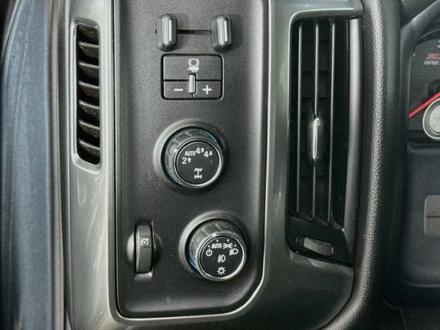2017 Chevrolet Silverado - $22,965