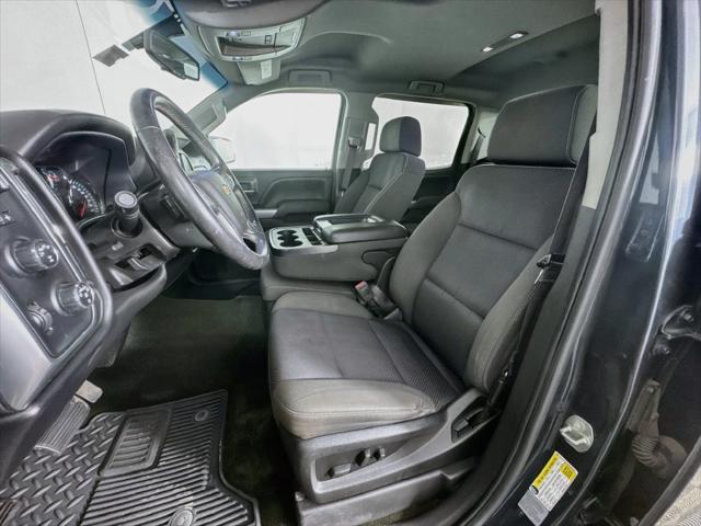 2017 Chevrolet Silverado - $22,965