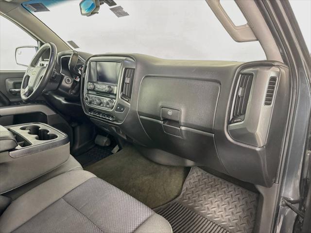 2017 Chevrolet Silverado - $22,965