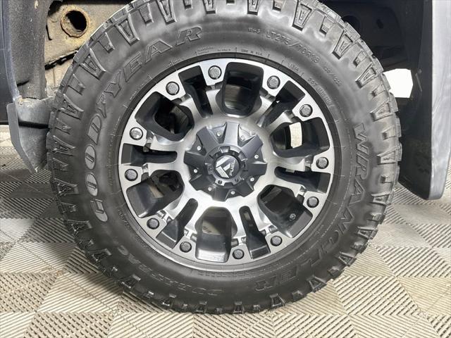 2017 Chevrolet Silverado - $22,965