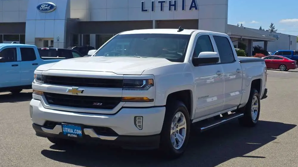 Preowned 2017 Chevrolet Silverado 1500 LT for Sale