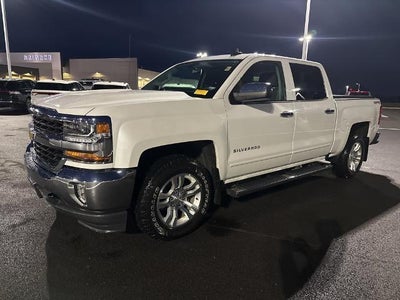 2017 Chevrolet Silverado 1500 4X4 LT 4DR Crew Cab 5.8 FT. SB
