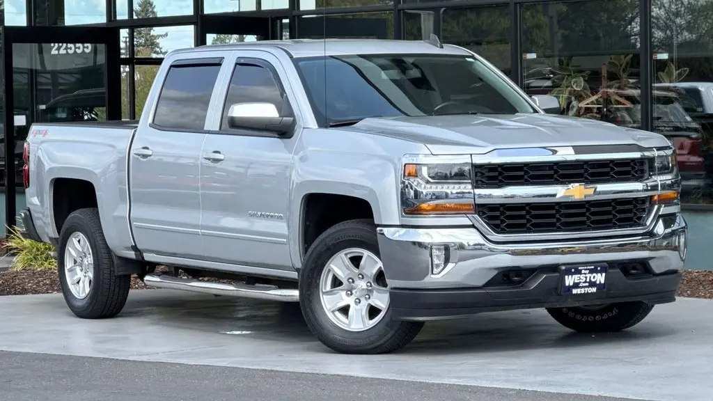 Preowned 2017 Chevrolet Silverado 1500 LT for Sale