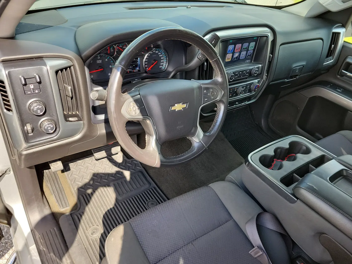 2017 Chevrolet Silverado - $16,954