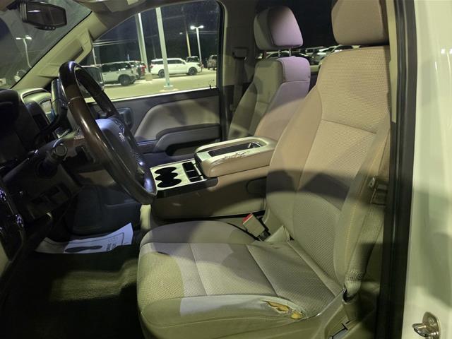 2016 Chevrolet Silverado - $18,495