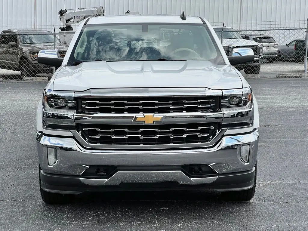 2018 Chevrolet Silverado - $32,414