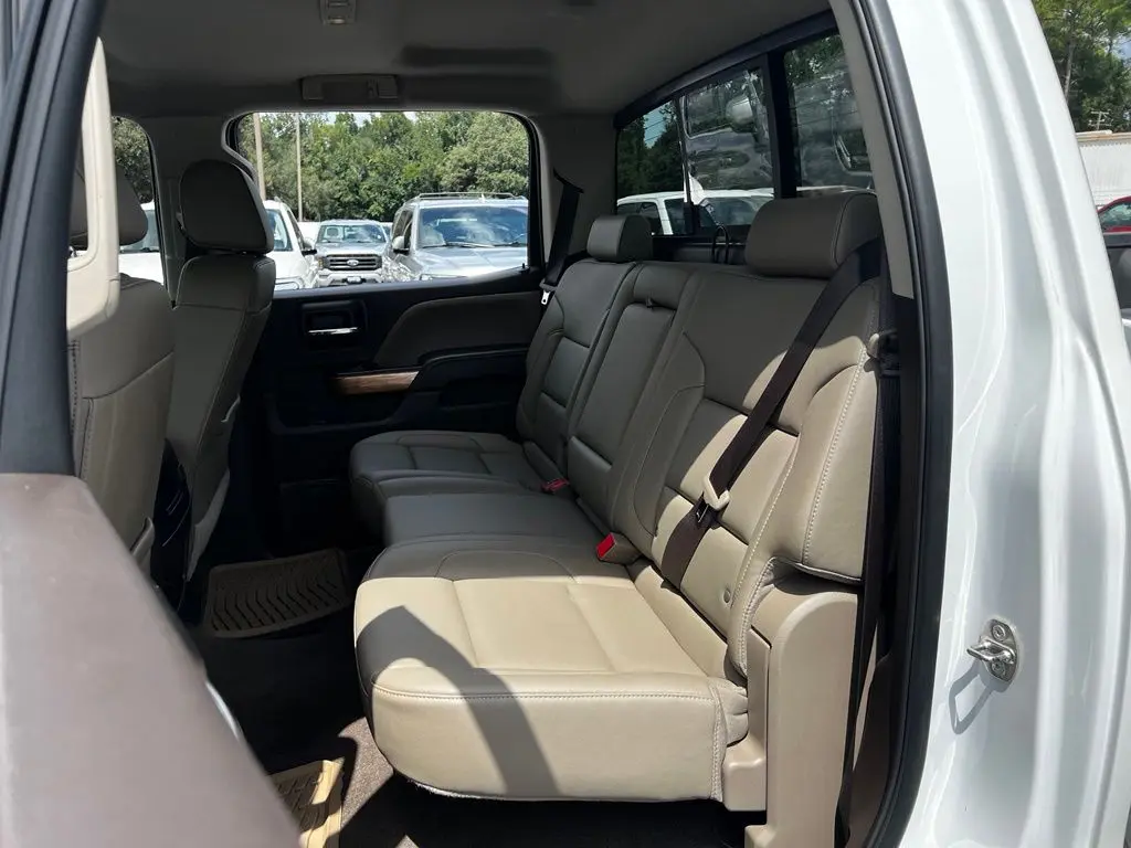 2018 Chevrolet Silverado - $32,414
