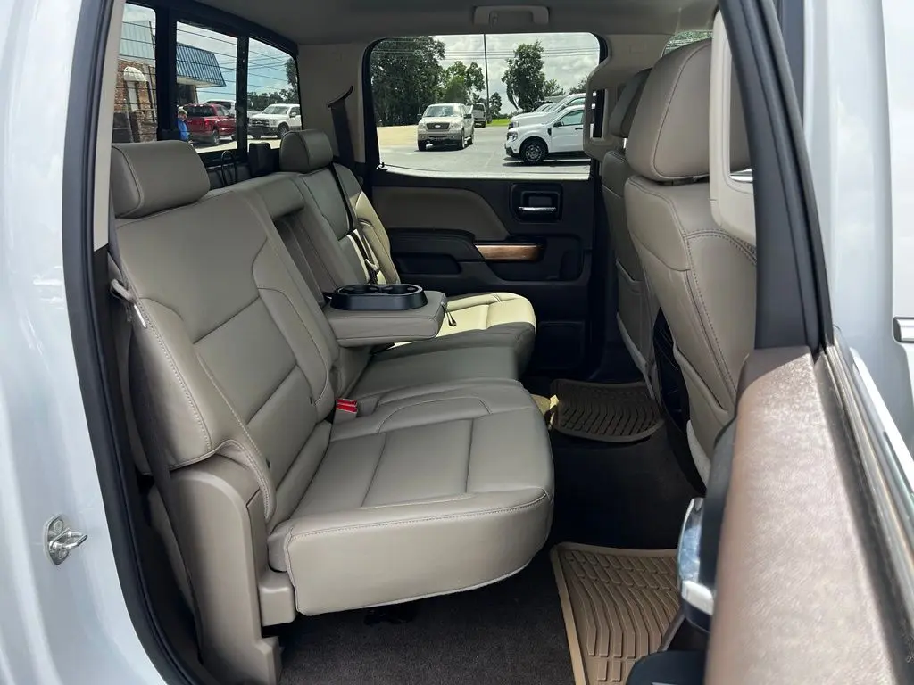 2018 Chevrolet Silverado - $32,414
