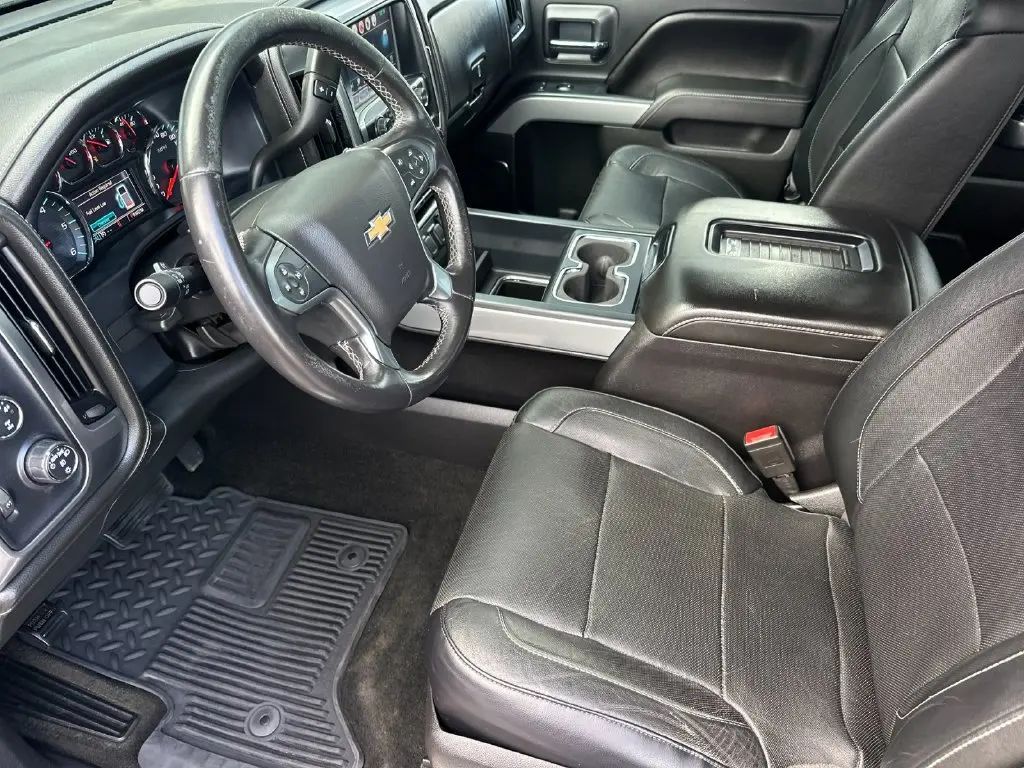 2016 Chevrolet Silverado - $25,745