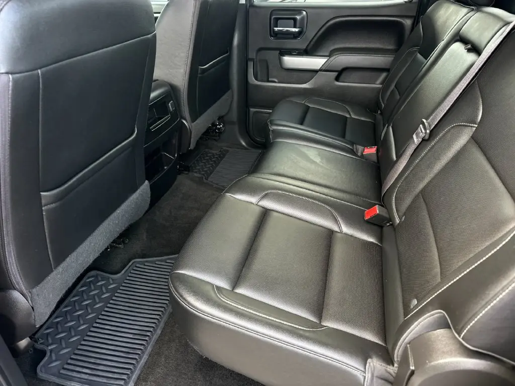 2016 Chevrolet Silverado - $25,745