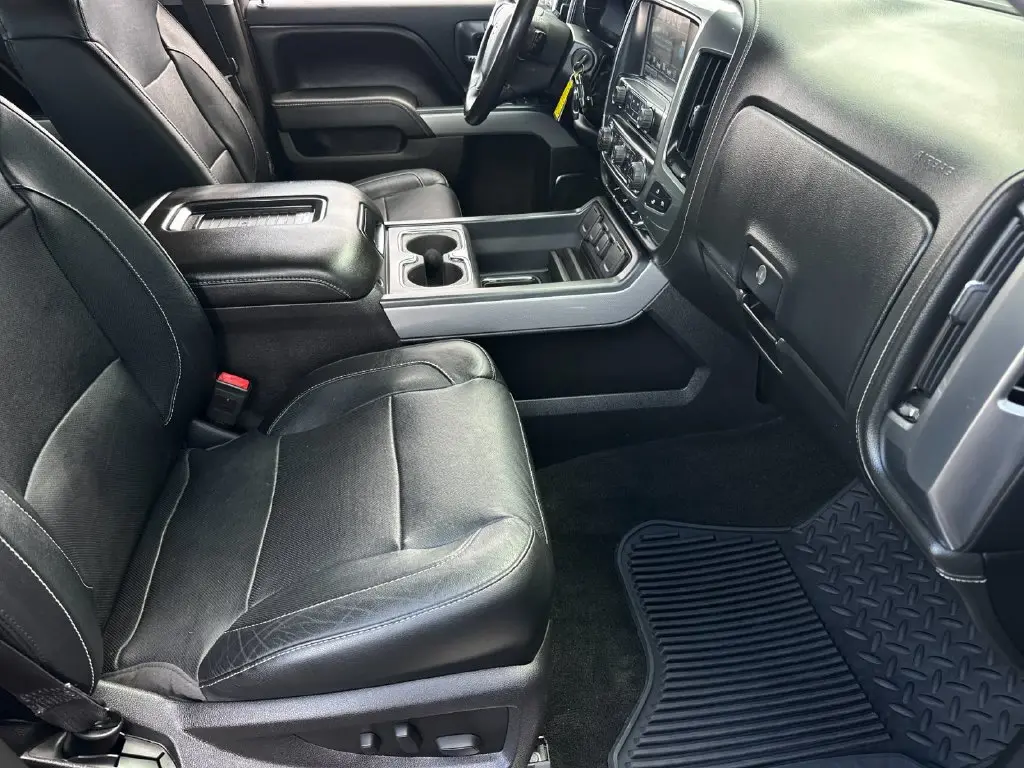 2016 Chevrolet Silverado - $25,745