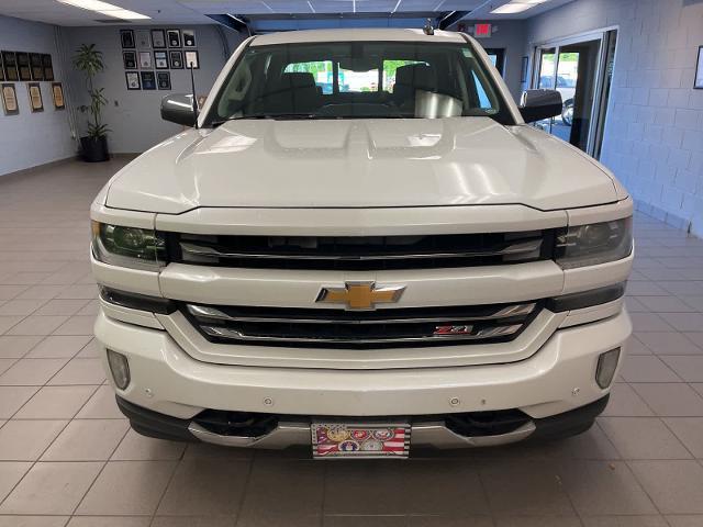 2016 Chevrolet Silverado - $22,179