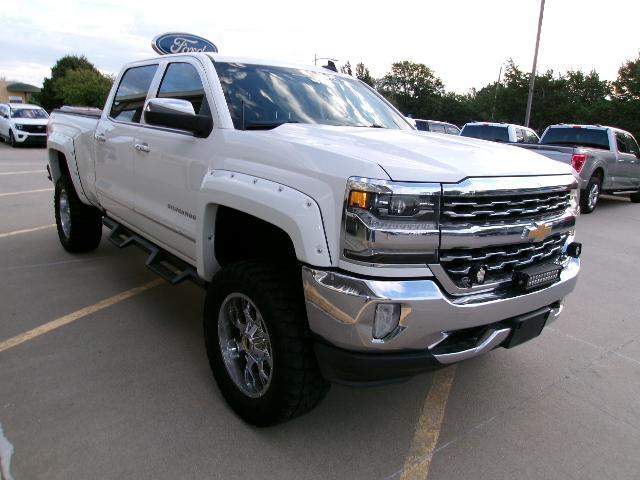 2018 Chevrolet Silverado - $22,850