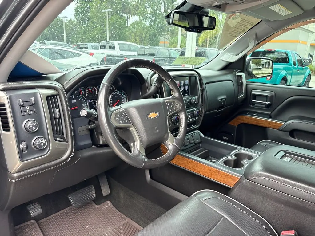 2018 Chevrolet Silverado - $27,500