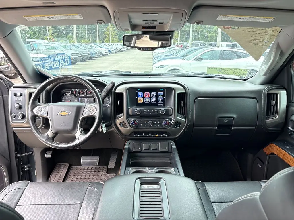 2018 Chevrolet Silverado - $27,500