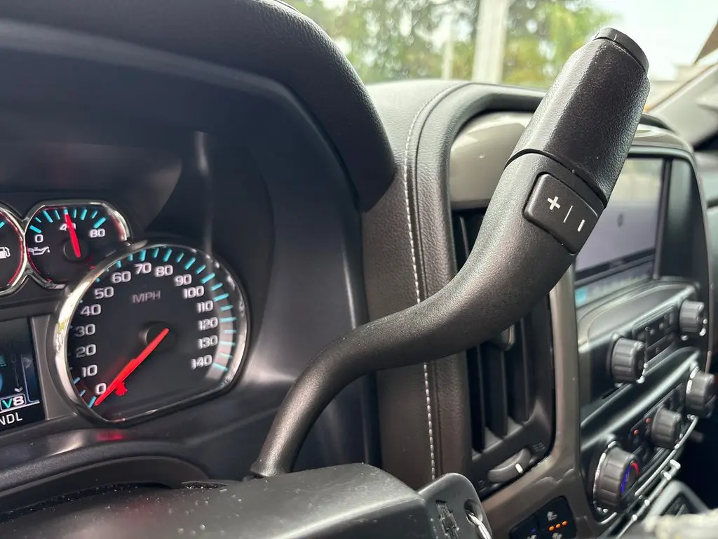 2018 Chevrolet Silverado - $27,500