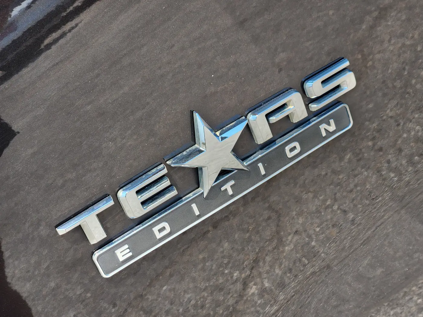 2019 Chevrolet Silverado - $21,912