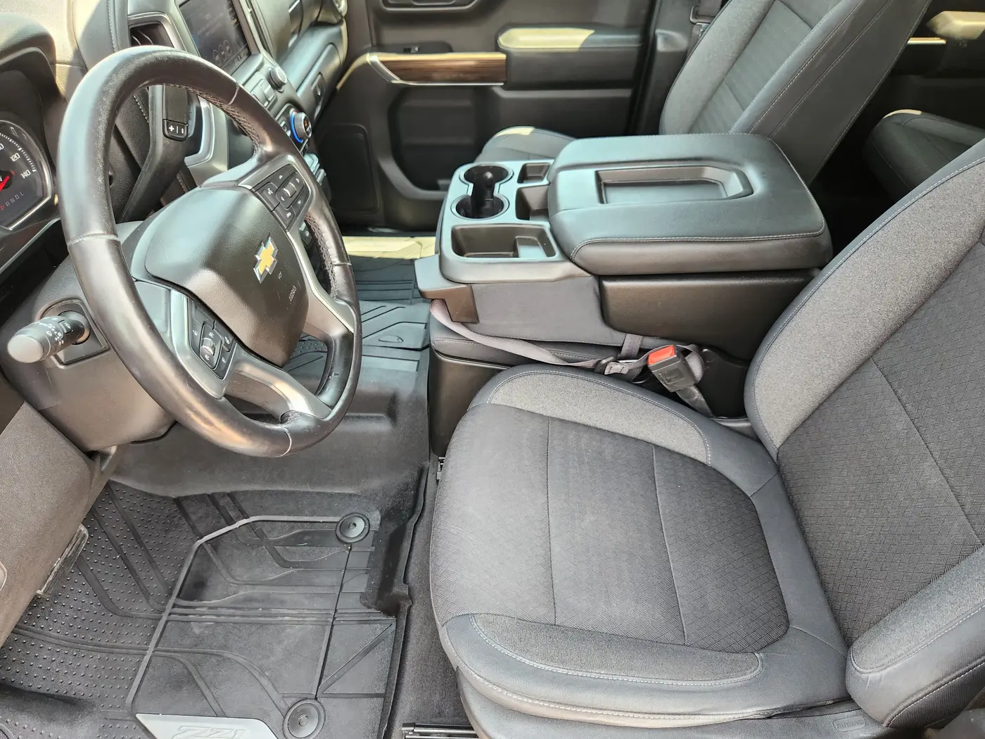 2019 Chevrolet Silverado - $21,912