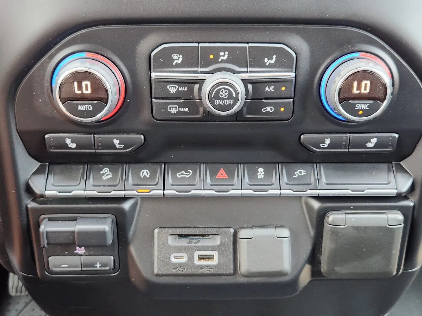 2019 Chevrolet Silverado - $21,912