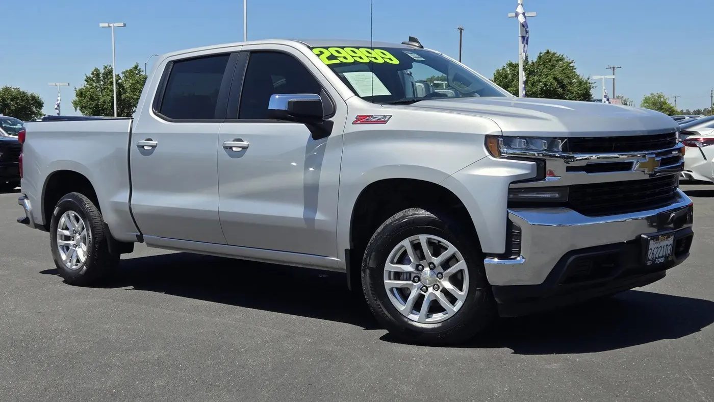 Preowned 2020 Chevrolet Silverado 1500 LT for Sale