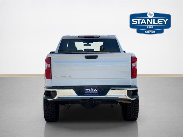 2020 Chevrolet Silverado - $27,995