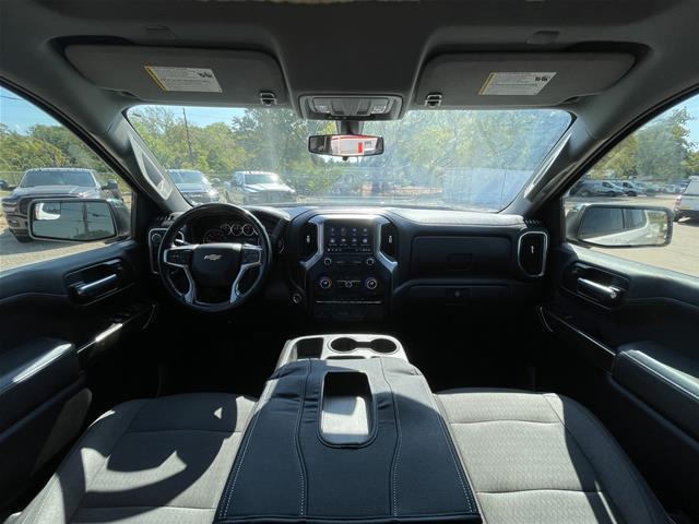 2020 Chevrolet Silverado - $27,995