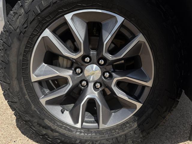 2021 Chevrolet Silverado - $18,100