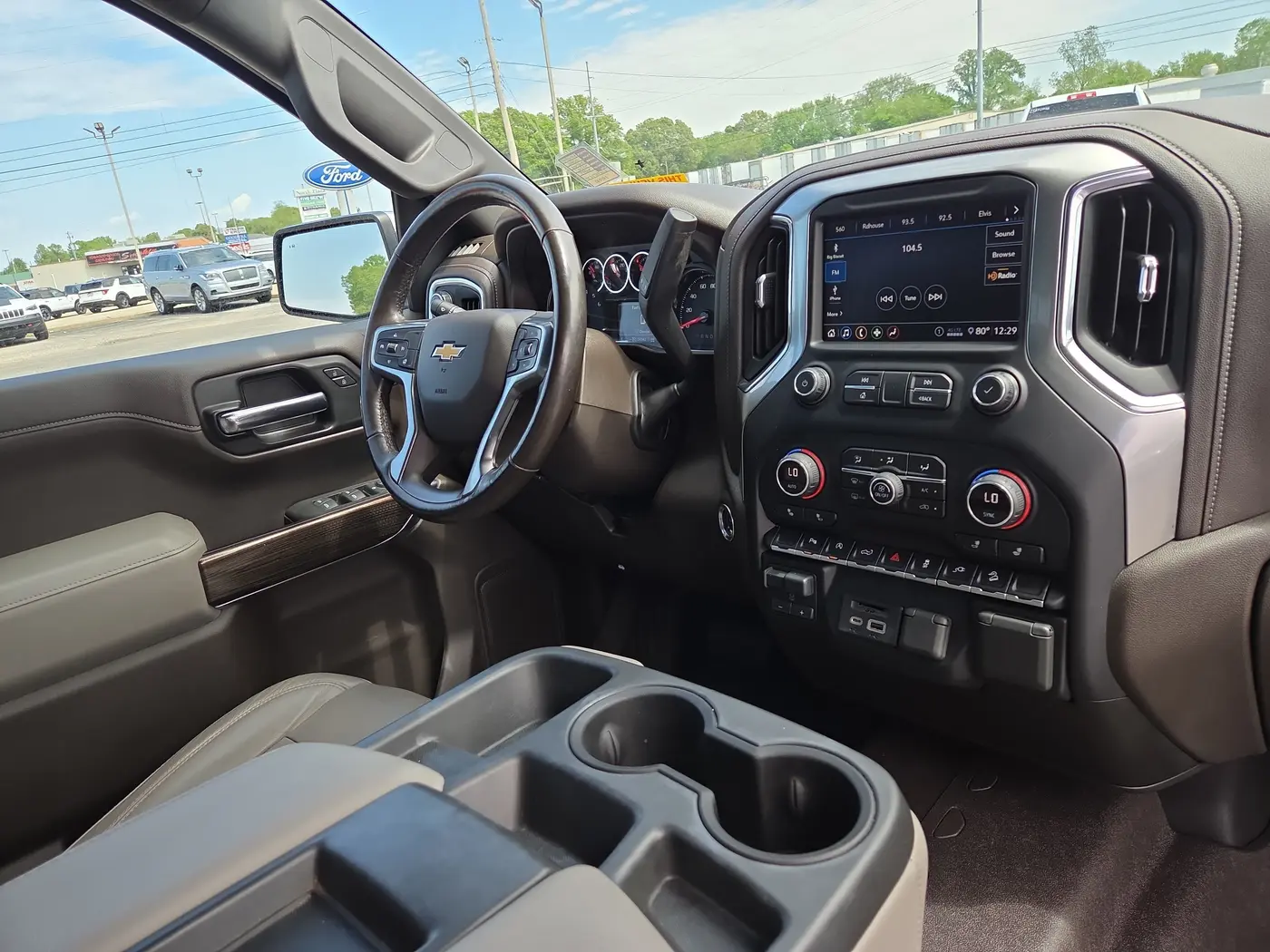 2020 Chevrolet Silverado - $24,995