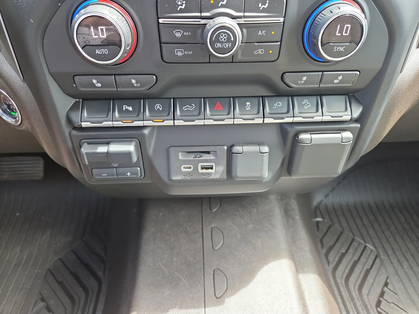 2020 Chevrolet Silverado - $24,995