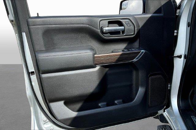 2019 Chevrolet Silverado - $28,250