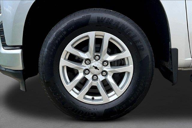 2019 Chevrolet Silverado - $28,250