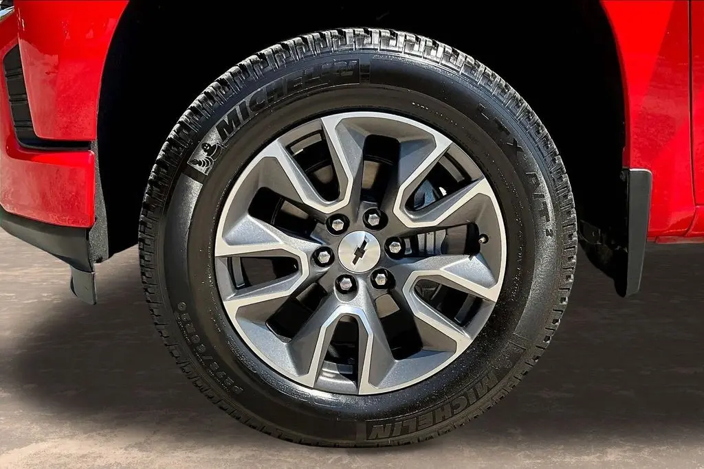 2020 Chevrolet Silverado - $28,828