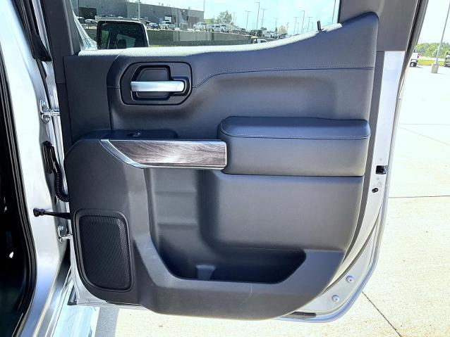 2019 Chevrolet Silverado - $32,945