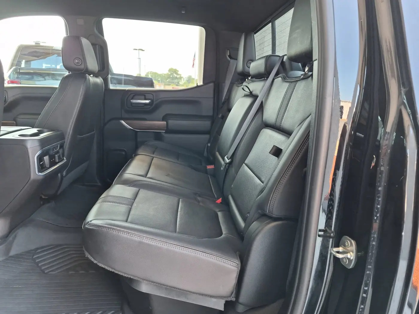 2021 Chevrolet Silverado - $32,389