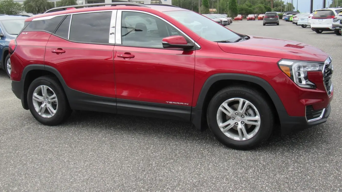 2024 GMC Terrain SLE