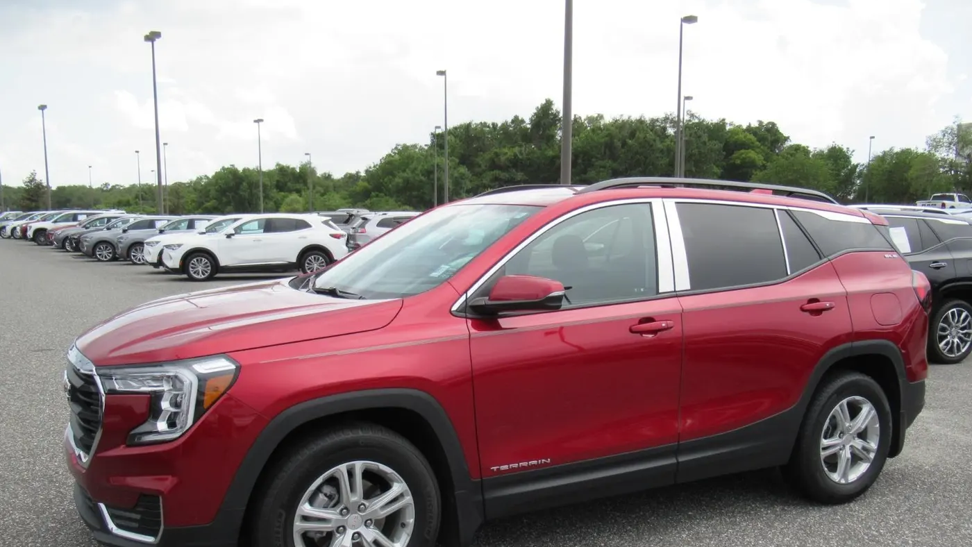 2024 GMC Terrain SLE