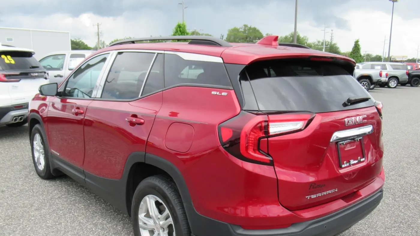 2024 GMC Terrain SLE