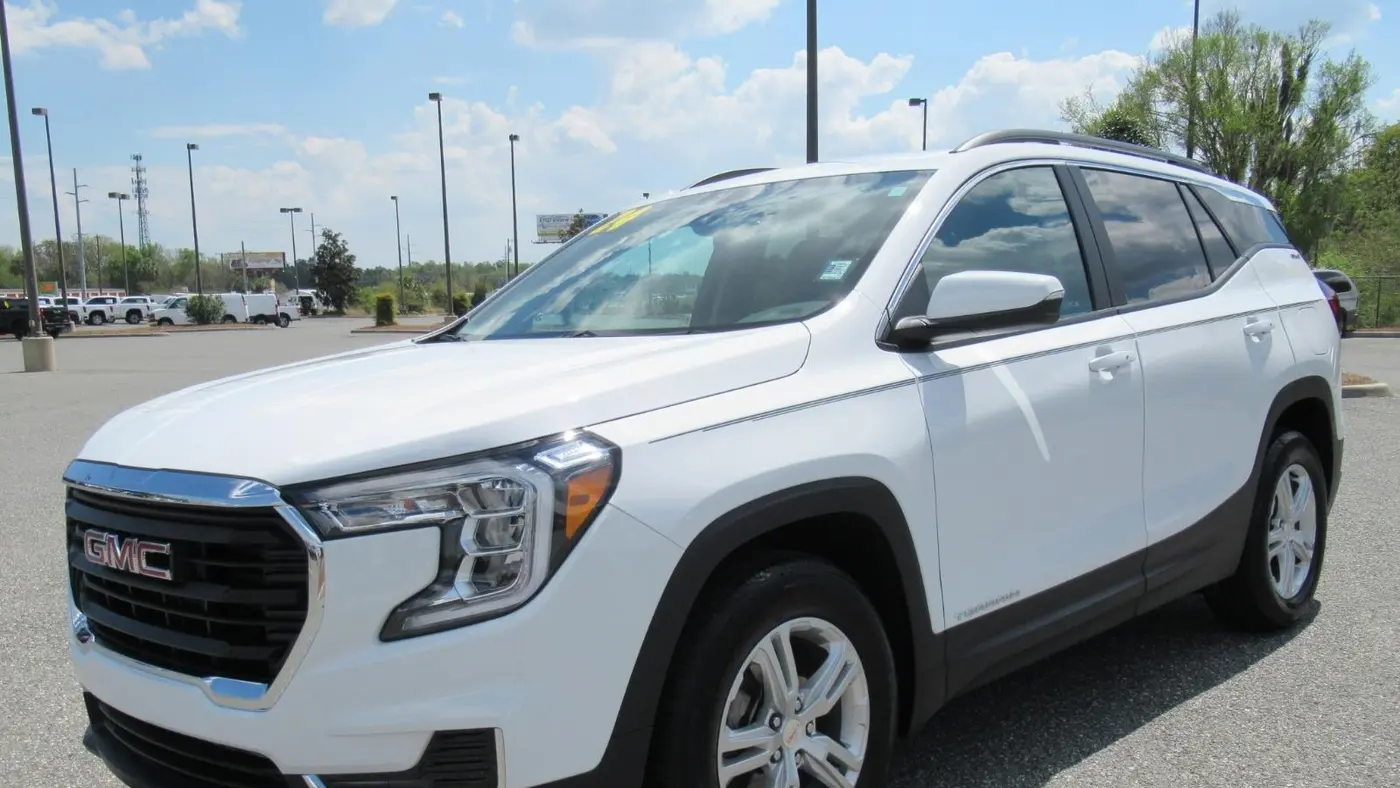 2024 GMC Terrain SLE